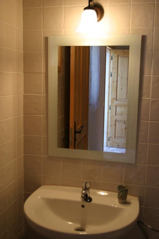 La Pergola Hostel Es Pujols Kamer foto